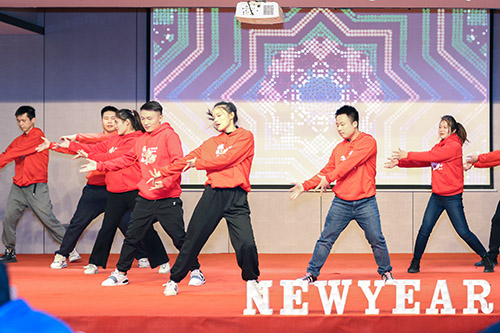 業務部的勁舞——舞蹈串燒